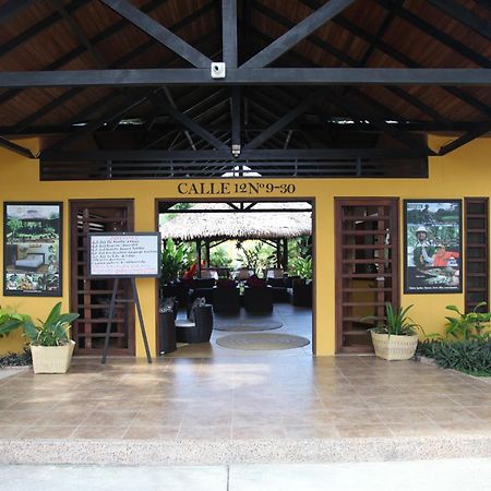 Hotel Amazon Bed And Breakfast Leticia Exterior photo